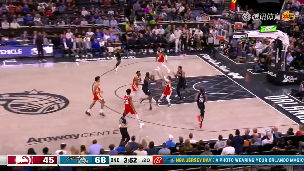 比文班亞馬如何？波爾-波爾持球一條龍反擊轉(zhuǎn)身過人暴扣